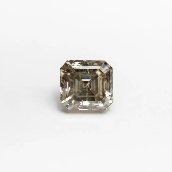 102ct 540x510x397mm SI3 Cut Corner Rectangle Step Cut 1916417 Misfit Diamonds Rings