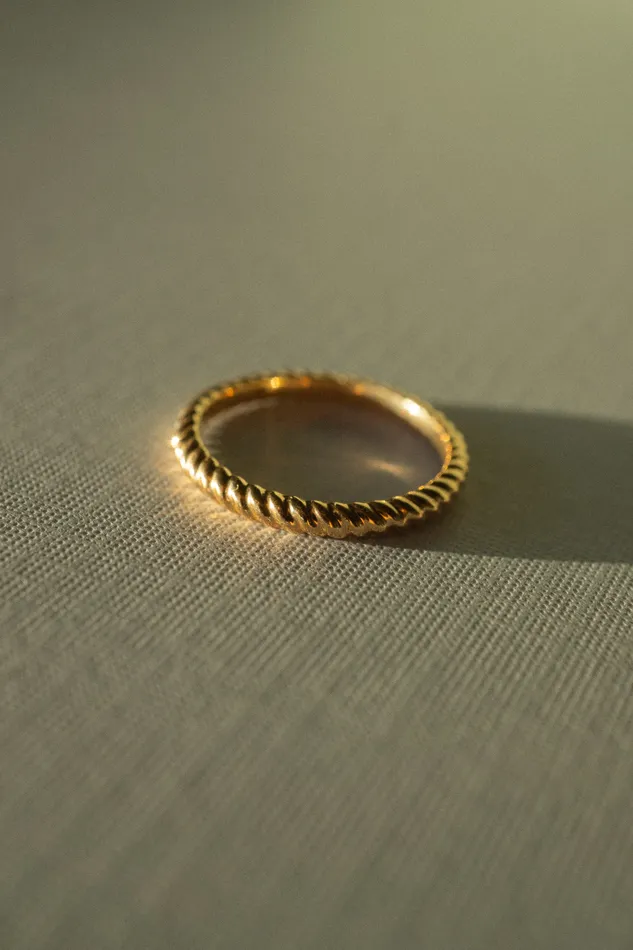 14k Yellow Gold Twisted Ring Size 5 readytoship Foe Dear Rings