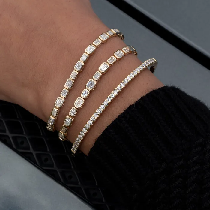 18 Karat Yellow Gold 165cts Diamond Hinge Bracelet RACHEL LYNN CHICAGO Bracelets