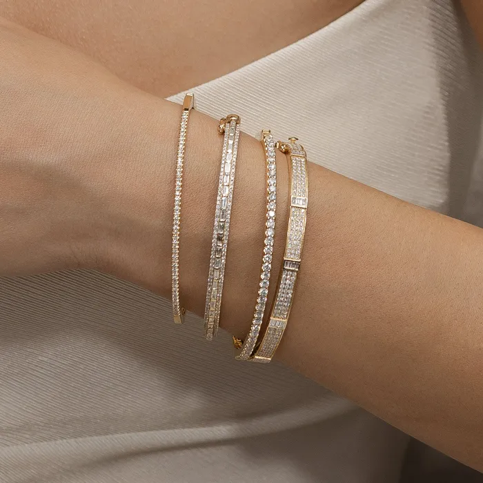 18 Karat Yellow Gold 165cts Diamond Hinge Bracelet RACHEL LYNN CHICAGO Bracelets