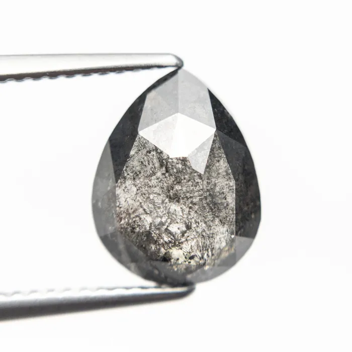 402ct 1148x903x478mm Pear Double Cut 1906205 Misfit Diamonds Rings