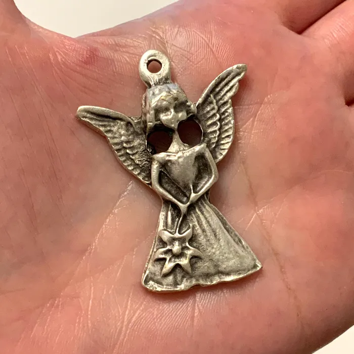 Antique Silver Plated Large Angel Pendant 48mm Angel Pendant Peppy Beads Necklaces Antique Silver Plated Large Angel Pendant 48mm Angel Pendant Peppy Beads Necklaces