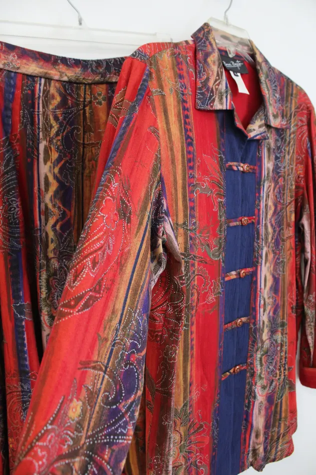 Bonnie Bayton Bonnie Bayton Vintage Red Patterned Rayon Shirt Skirt Set S Earrings