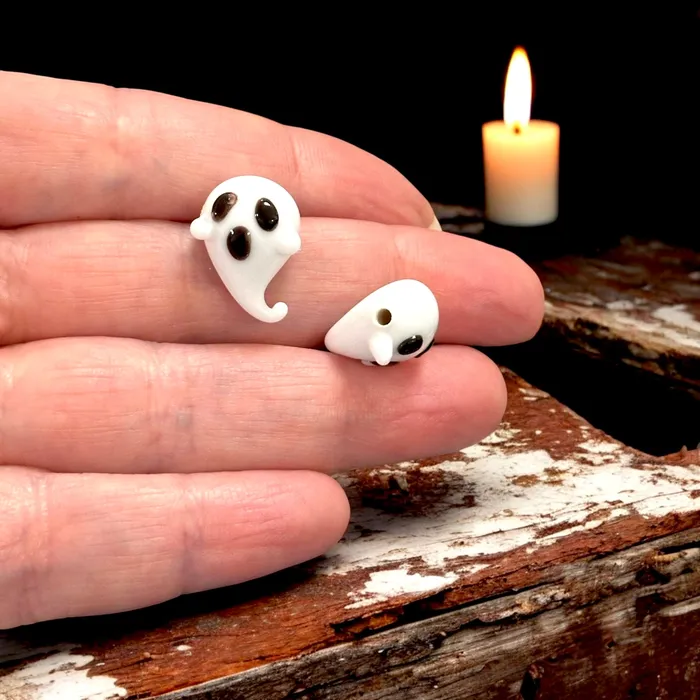Charm Necklaces Peppy Beads Hand Made Murano Glass Ghost Charm Halloween Charm Halloween Collection Charm Necklaces Peppy Beads Hand Made Murano Glass Ghost Charm Halloween Charm Halloween Collection