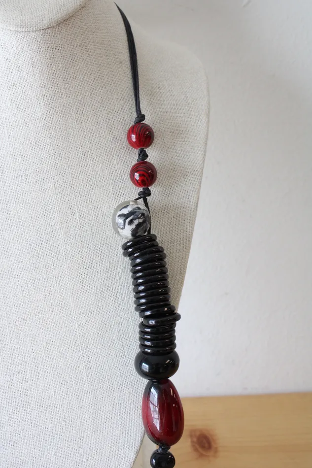 Chicos Necklaces NEW Chicos Red Black White Beaded Necklace