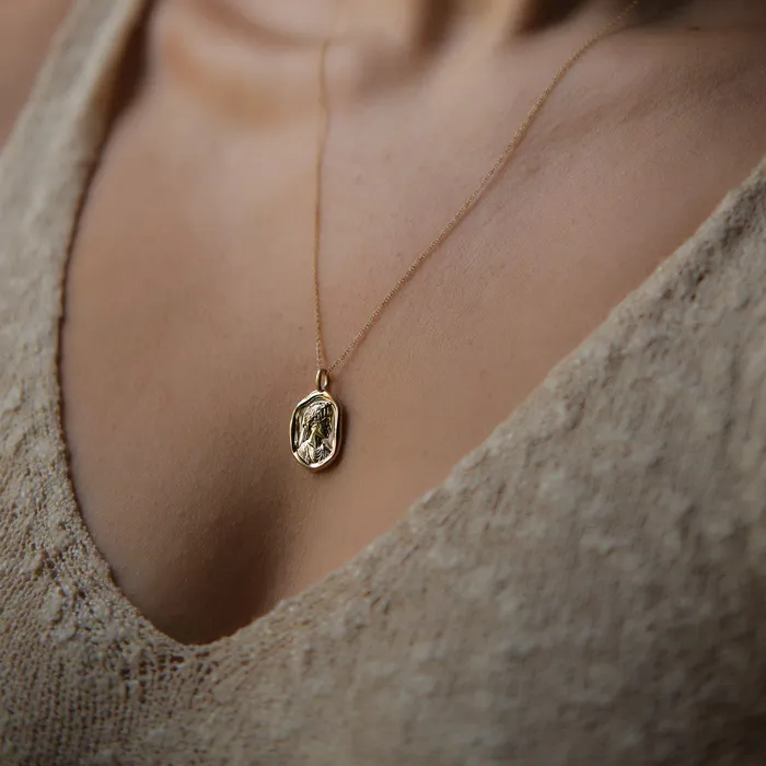 COMMON ERA Necklaces Agrippina Molten Gold Pendant