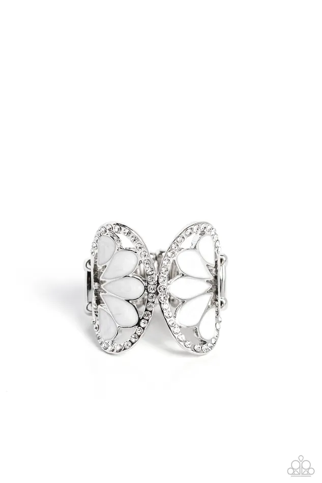 Concaved Catwalk White Paparazzi Accessories Rings