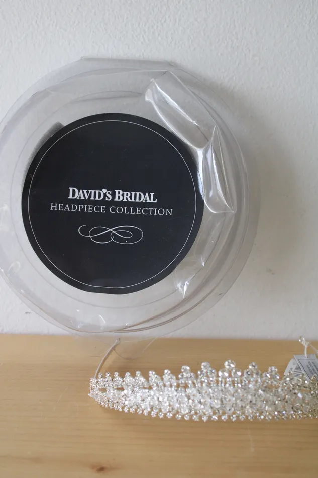Davids Bridal Rings NEW Davids Bridal Swarovski Crystal Silver Tiara