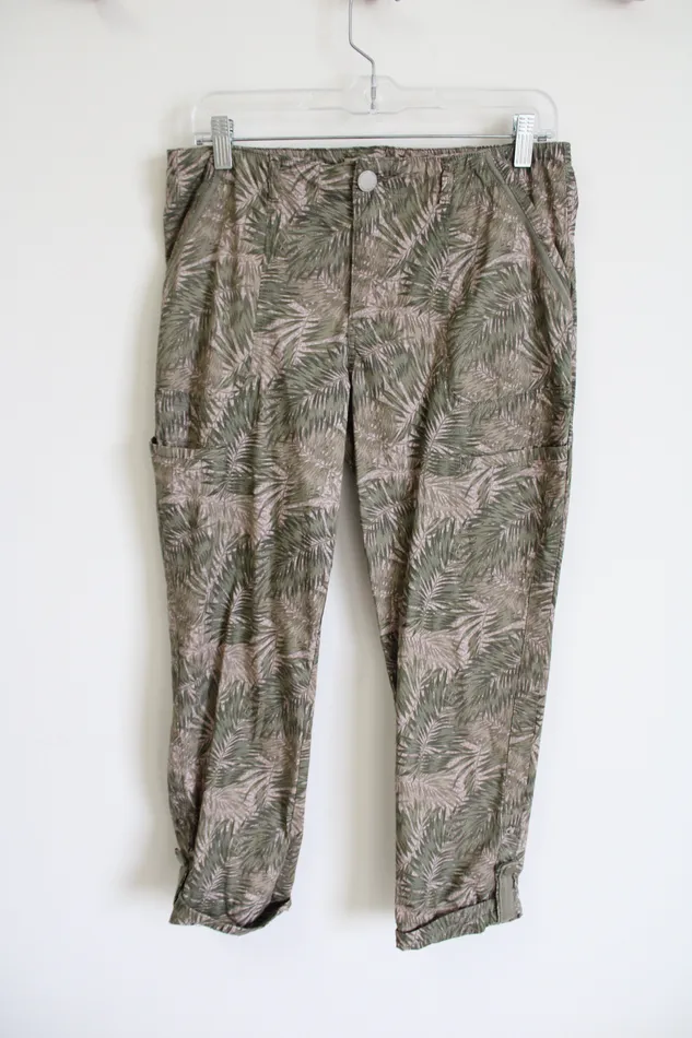 Democracy Earrings Democracy Green Palm Capri Pant 8