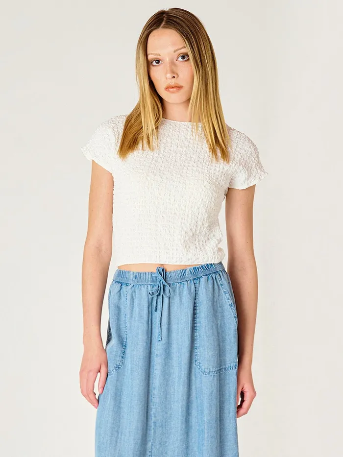 DexBlack Tape Earrings Paula Textured Tee