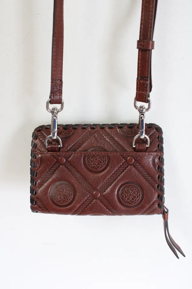 Earrings Brighton Ferrara Medium Brown Embossed Leather Zip Wallet Brighton