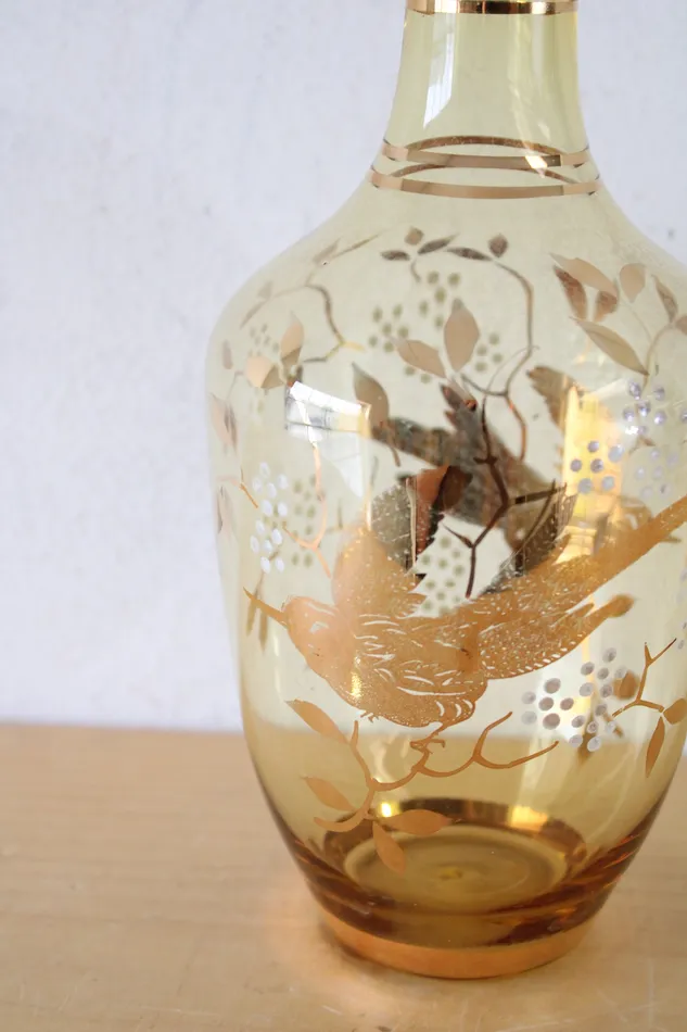 Earrings Jubilee Thrift Vintage Yellow Gold Bird Leaf Patterned Decanter