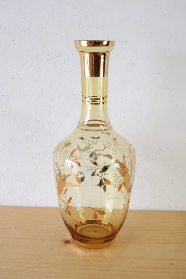 Earrings Jubilee Thrift Vintage Yellow Gold Bird Leaf Patterned Decanter