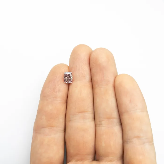 Earrings Misfit Diamonds 176ct 765x601x418mm GIA VS2 Fancy BrownPink Cushion Brilliant 2411101