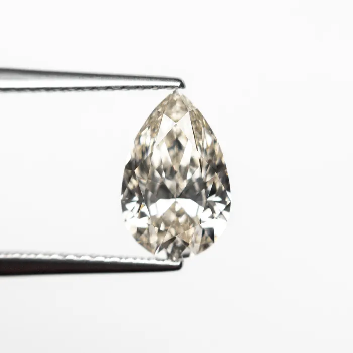 Earrings Misfit Diamonds Champagne Brilliant Diamond 152ct Pear