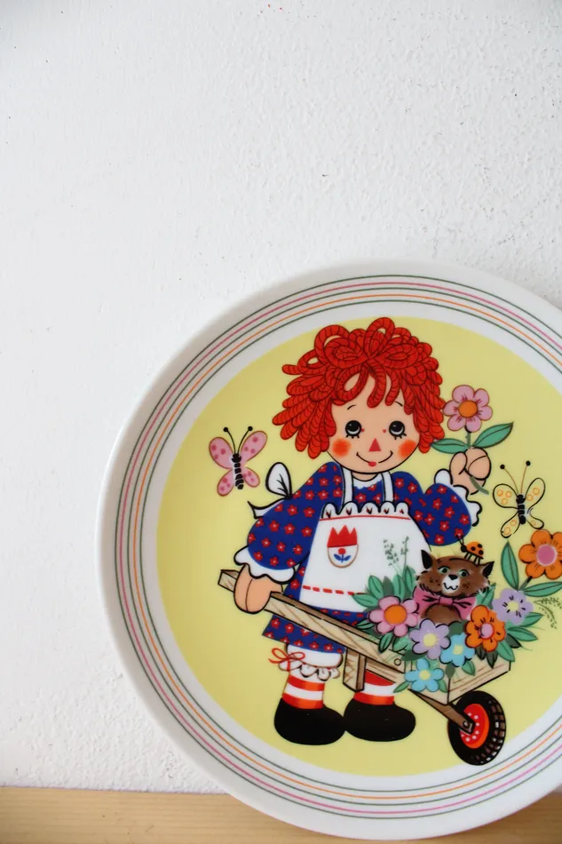 Earrings Schmid Schmid Raggedy Ann The Sunshine Wagon Annual 1980 Collector Plate
