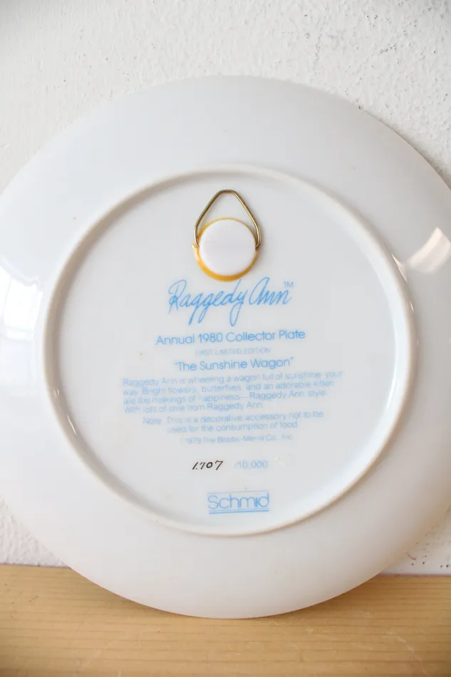 Earrings Schmid Schmid Raggedy Ann The Sunshine Wagon Annual 1980 Collector Plate