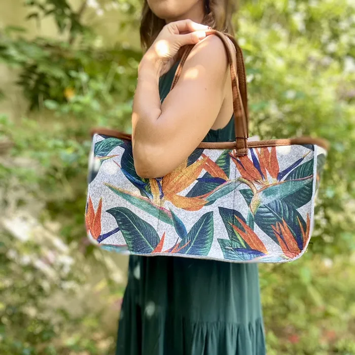 ECOGEM Earrings Velt Picnic Bag Strelitzia