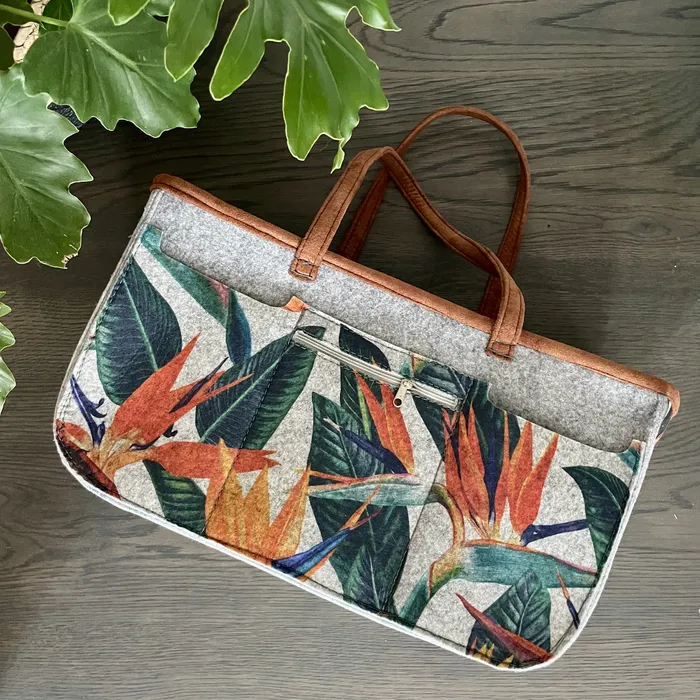 ECOGEM Earrings Velt Picnic Bag Strelitzia
