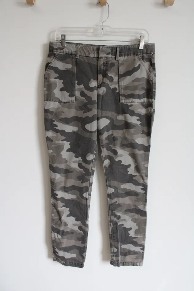 Gap Camo Chino Pant 2 Gap Earrings