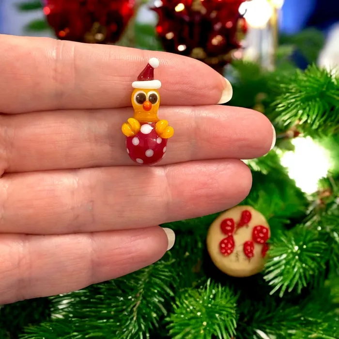 Hand Made Murano Glass Christmas Chick Charm Peppy Beads Charm Necklaces
