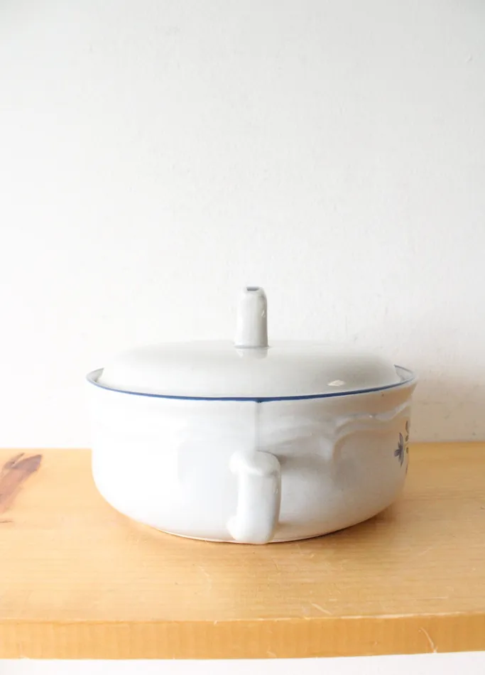 Heritage Gray Speckled Stoneware Blue Floral Covered Dish Heritage Rings