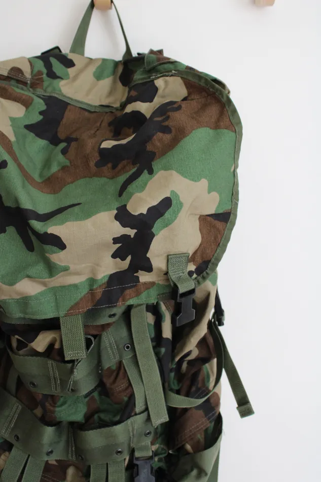 Jubilee Thrift Earrings Specialty Defense Systems US Large Camo Field Pack