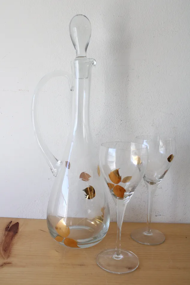 Jubilee Thrift Earrings Toscany Vintage Gold Etched Clear Glass Decanter Goblet Set Jubilee Thrift Earrings Toscany Vintage Gold Etched Clear Glass Decanter Goblet Set