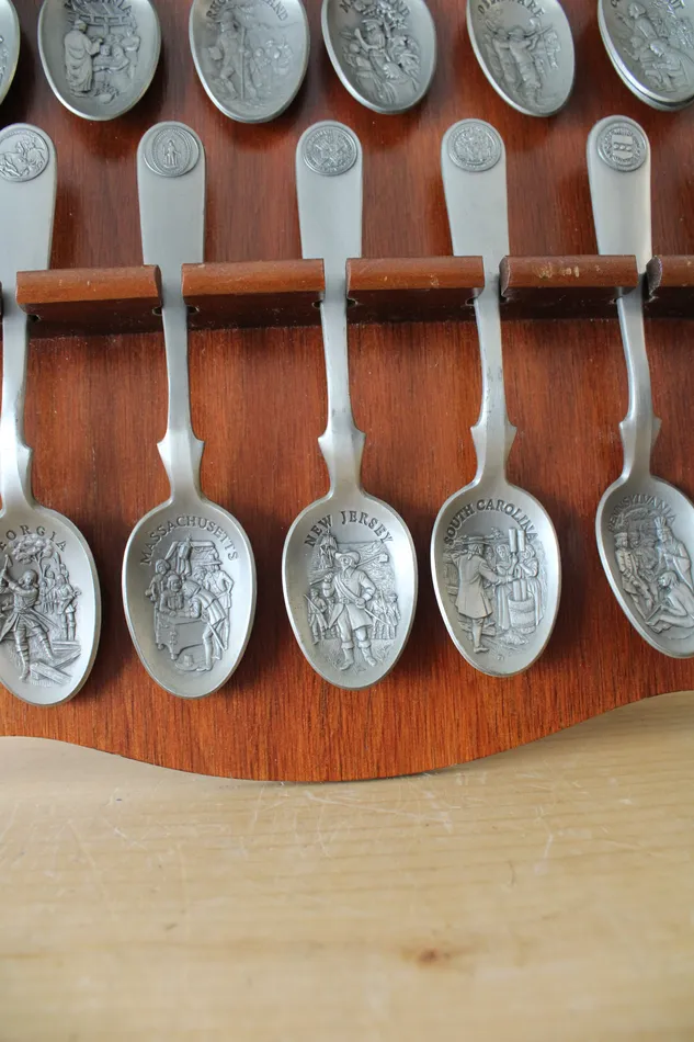 Jubilee Thrift Franklin Mint Original Thirteen Colonies Pewter Spoon Collection Earrings