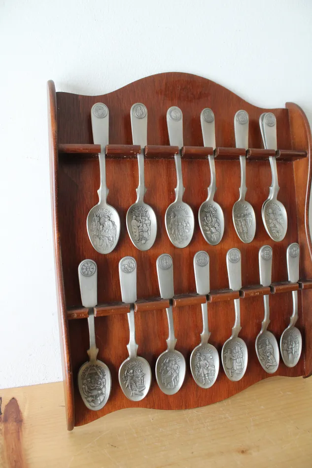 Jubilee Thrift Franklin Mint Original Thirteen Colonies Pewter Spoon Collection Earrings