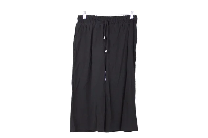 Jubilee Thrift Rings Black Capri Polyester Pants M