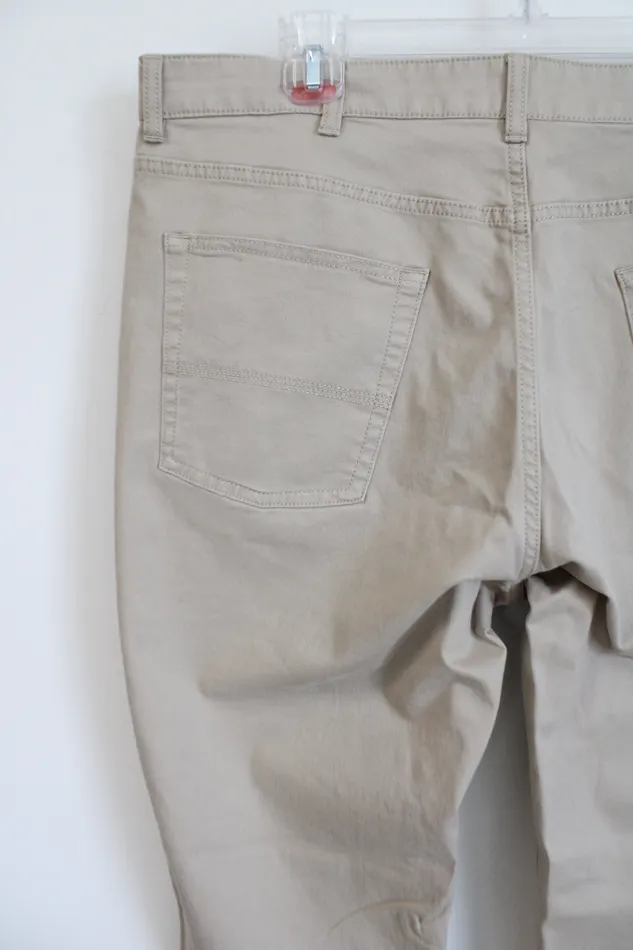 LL Bean Standard Fit Khaki Pants 36X30 LL Bean Earrings