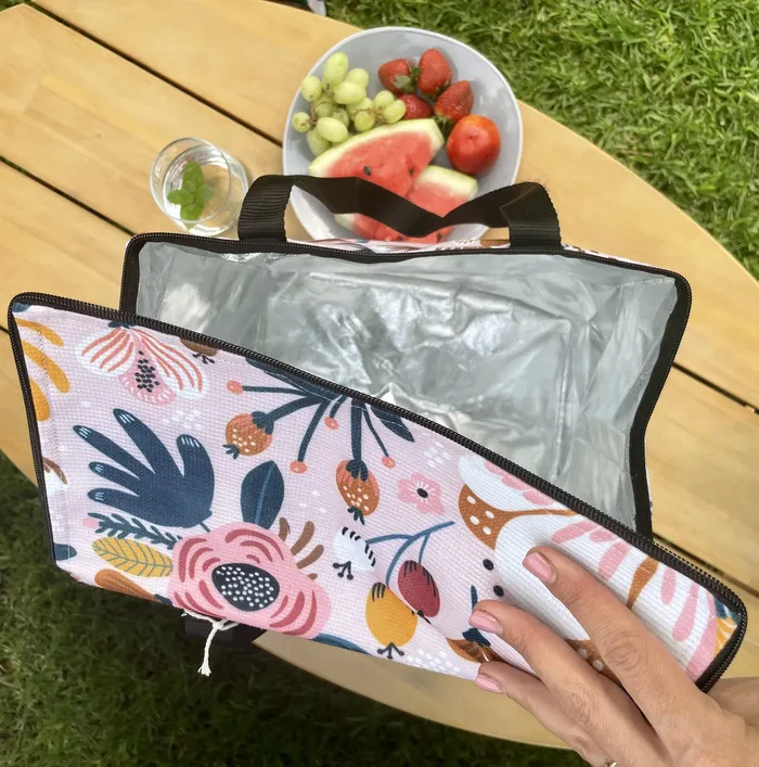 LIVING ECO Cooler Bag Pretty in Pink Earrings