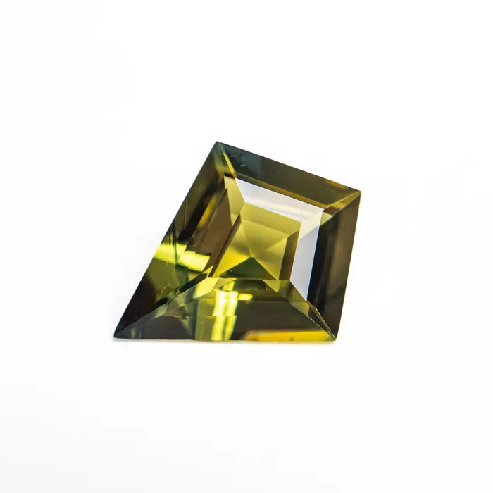 Misfit Gems YellowGreen Step Cut Sapphire 110ct Kite Rings