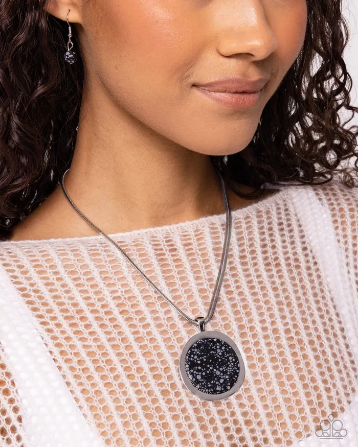 Necklaces Paparazzi Accessories Pendant Puzzle Black