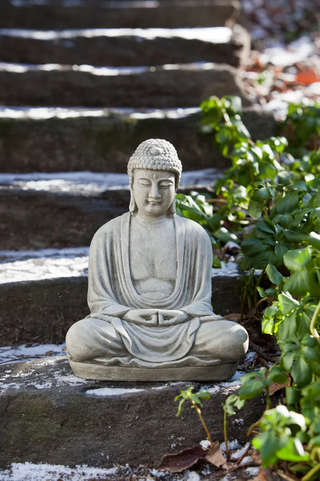 Necklaces Small Seated Buddha Garden Statue La Campania