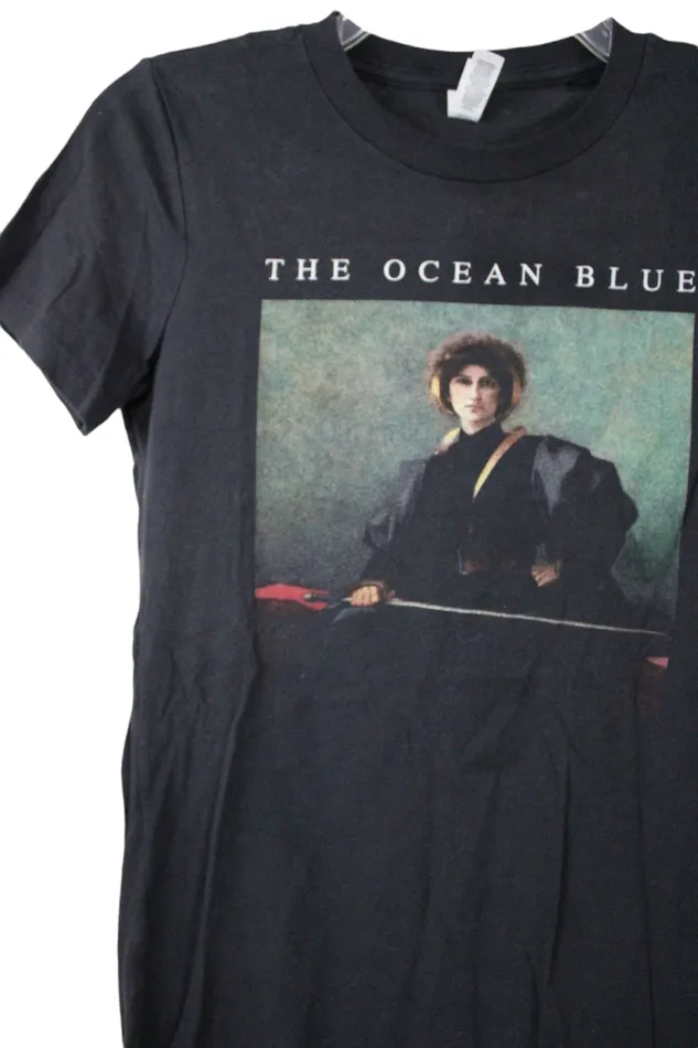 Necklaces The Ocean Blue Painting Tee M Bella Canvas