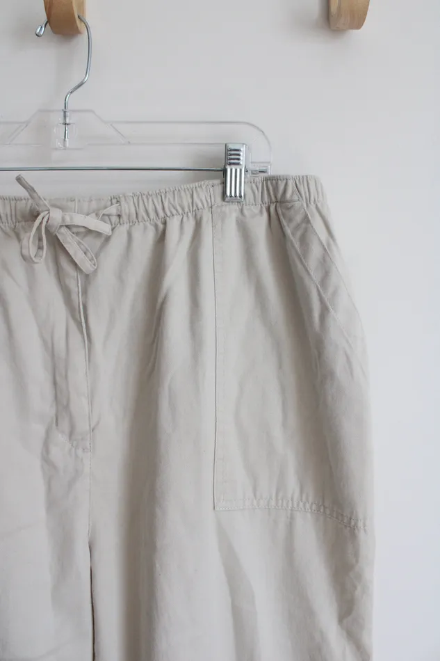 NEW Classic Elements Light Khaki Capri Pants 20W Classic Elements Necklaces