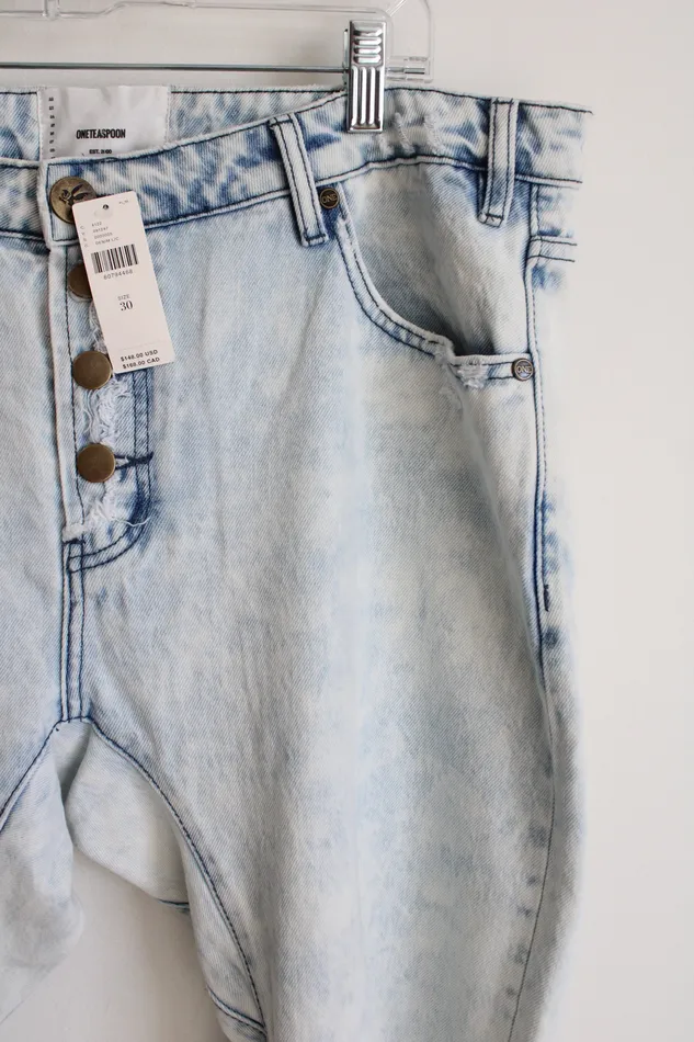 NEW OneTeaspoon Anthropologie Acid Wash Distressed Denim High Rise Jeans 30 Anthropologie Earrings