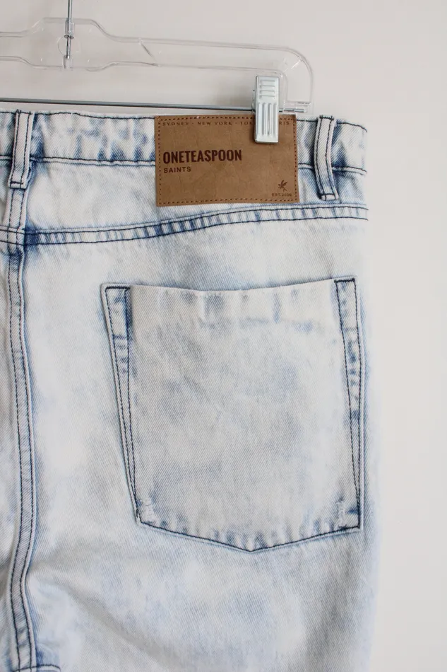 NEW OneTeaspoon Anthropologie Acid Wash Distressed Denim High Rise Jeans 30 Anthropologie Earrings