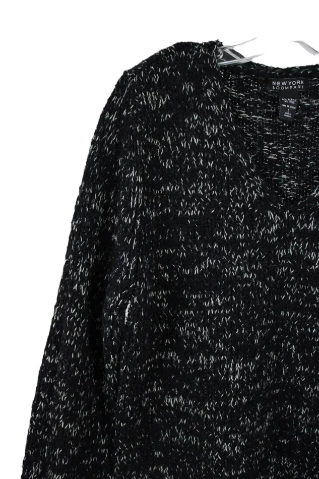 New York Company Black Knit Sweater L New York Company Rings