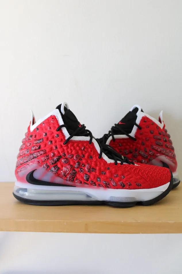 Nike LeBron 17 Red Basketball Sneakers Mens 9 Nike Rings