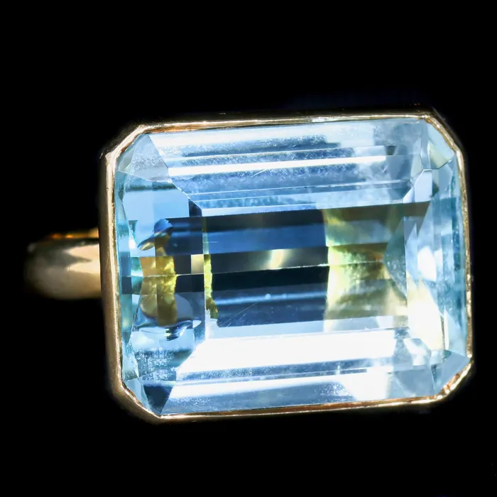 OTC Estate 18K Yellow Gold 1000 Carat Aquamarine Ring Rings