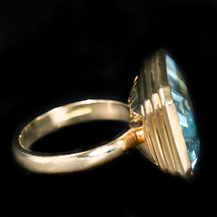 OTC Estate 18K Yellow Gold 1000 Carat Aquamarine Ring Rings