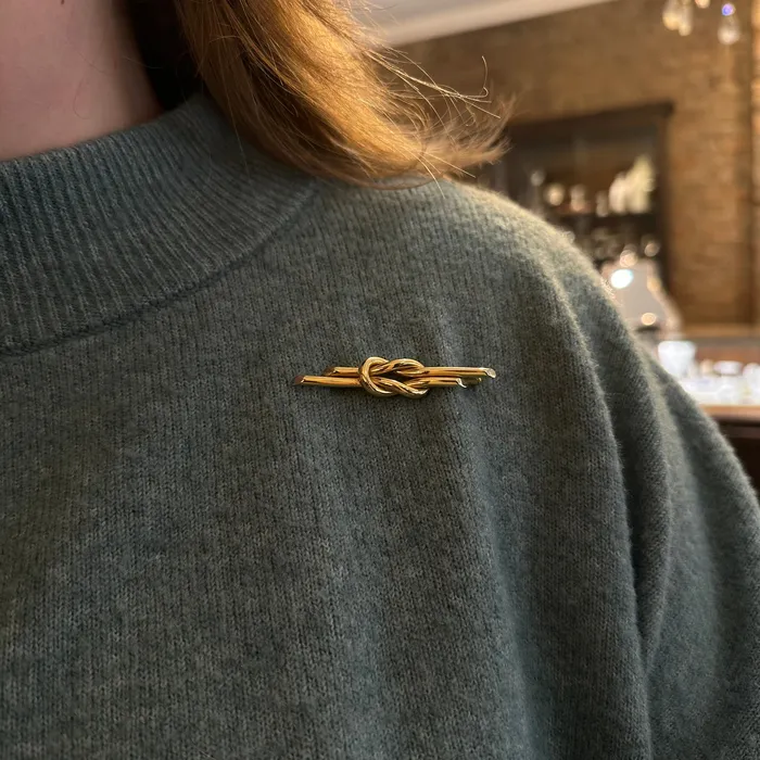 OTC Estate 18k Yellow Gold Knot Pin Earrings