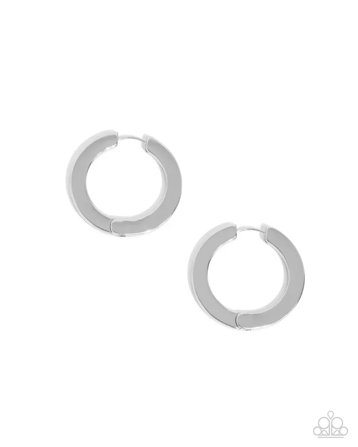 Paparazzi Accessories Rings Circling Chariot Silver
