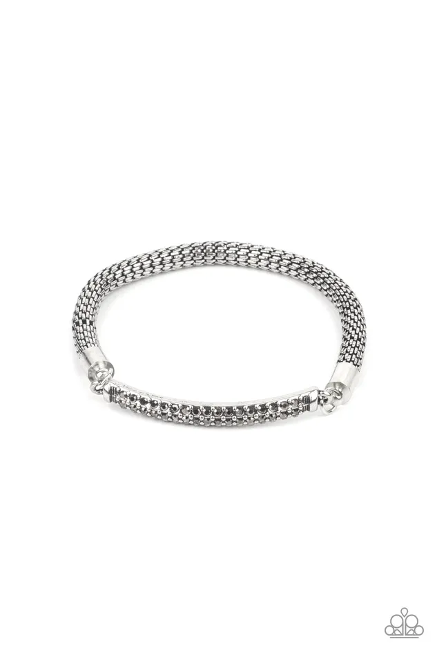 Paparazzi Accessories Rings Fearlessly Unfiltered Silver