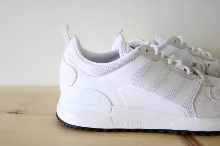 Rings Adidas NEW Adidas Originals ZX 700 White Sneakers Size 9 12 Mens