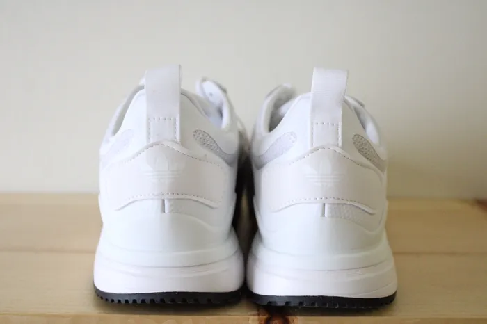 Rings Adidas NEW Adidas Originals ZX 700 White Sneakers Size 9 12 Mens