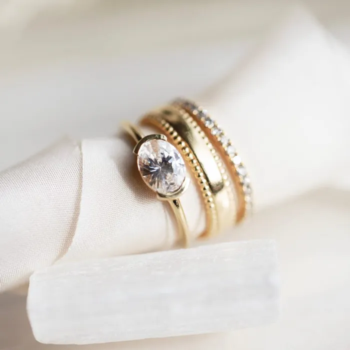Rings Consider Bridal Valo Engagement Ring